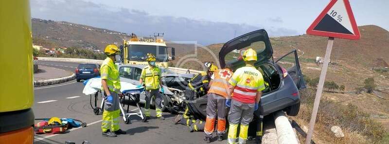 Imagen de los dos vehículos implicados en el accidente/TA.
